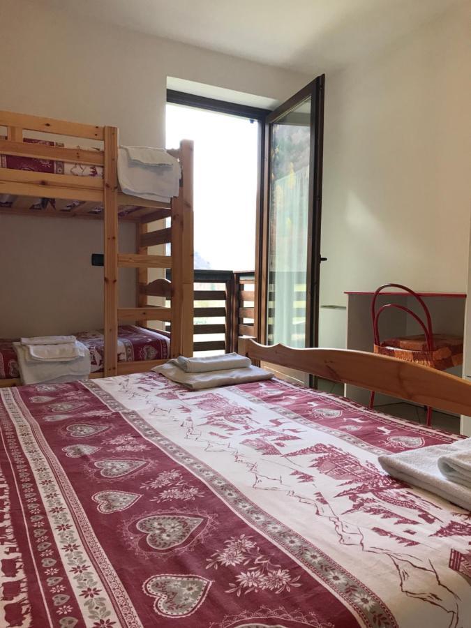 ואלבונדיונה Ostello Casa Corti מראה חיצוני תמונה