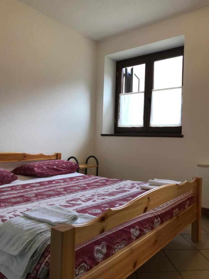 ואלבונדיונה Ostello Casa Corti מראה חיצוני תמונה